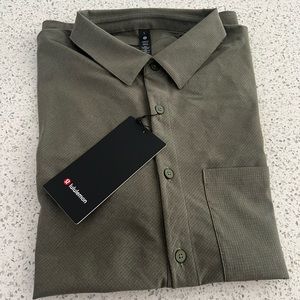 Lululemon Mens WovenAir Popover Shirt